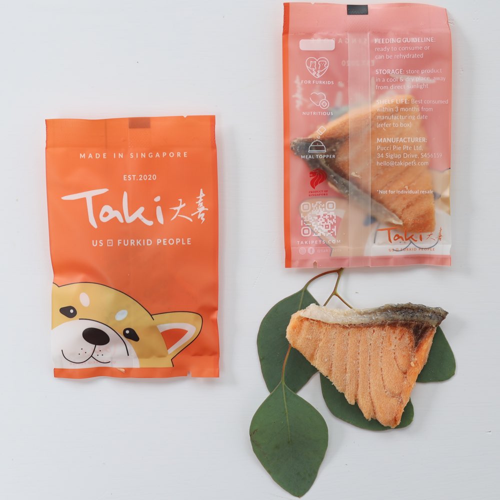 Taki Salmon Steak Freeze-Dried Treat For Cats & Dogs (1 Packet) 7.5g